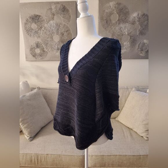 ✨ FREE PEOPLE ✨ Hooded Knit Poncho - [Size Small] - Picture 5 of 12